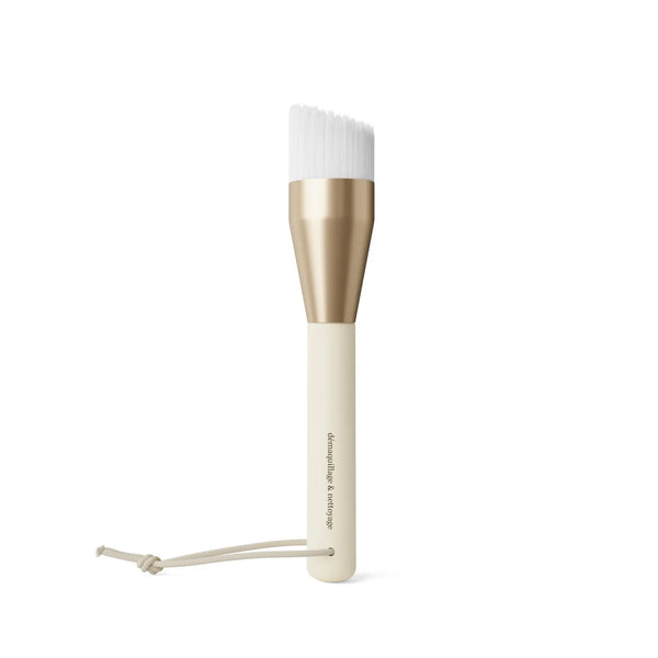 Pinceau applicateur pour les soins démaquillants et nettoyants elements - outil professionnel. 