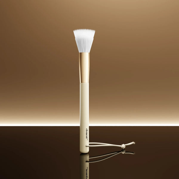 pinceau soins serums